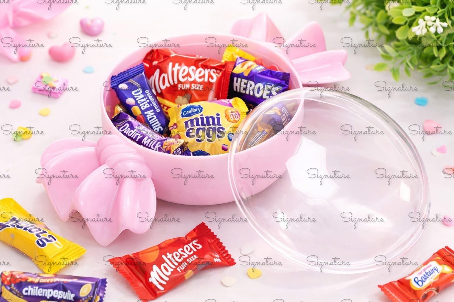 Personalised sweet shaped containers