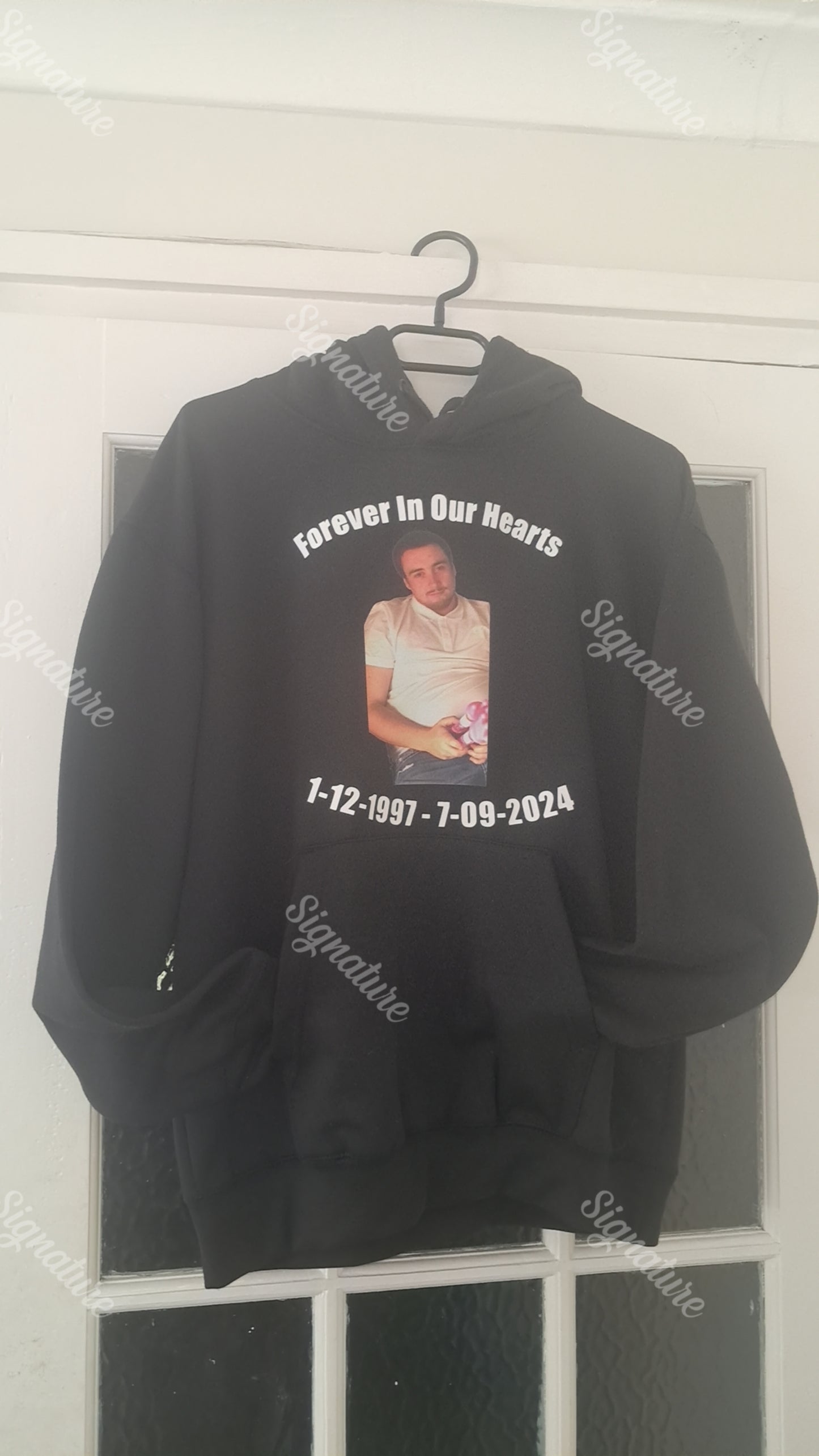 Custom design/printed hoodies/sweaters