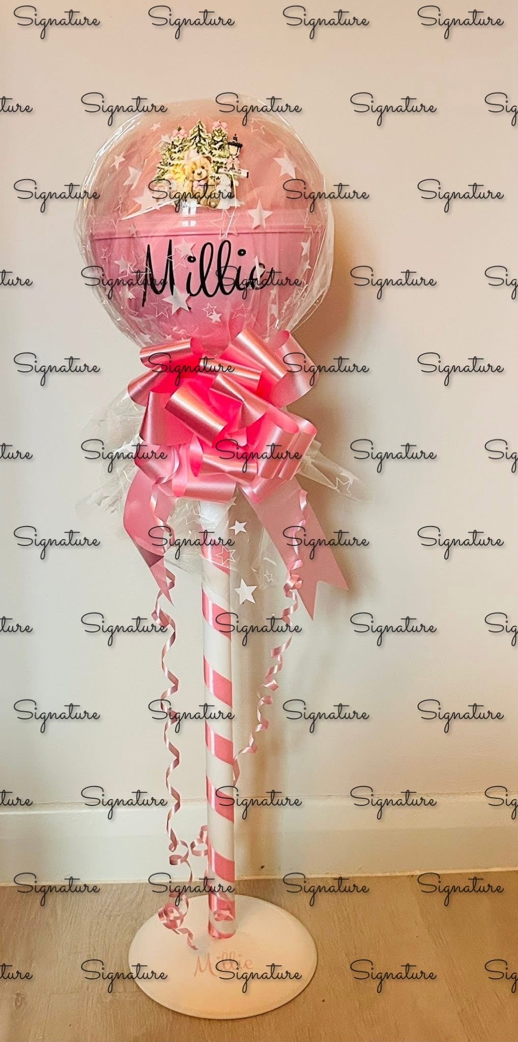 Giant fillable lollipops